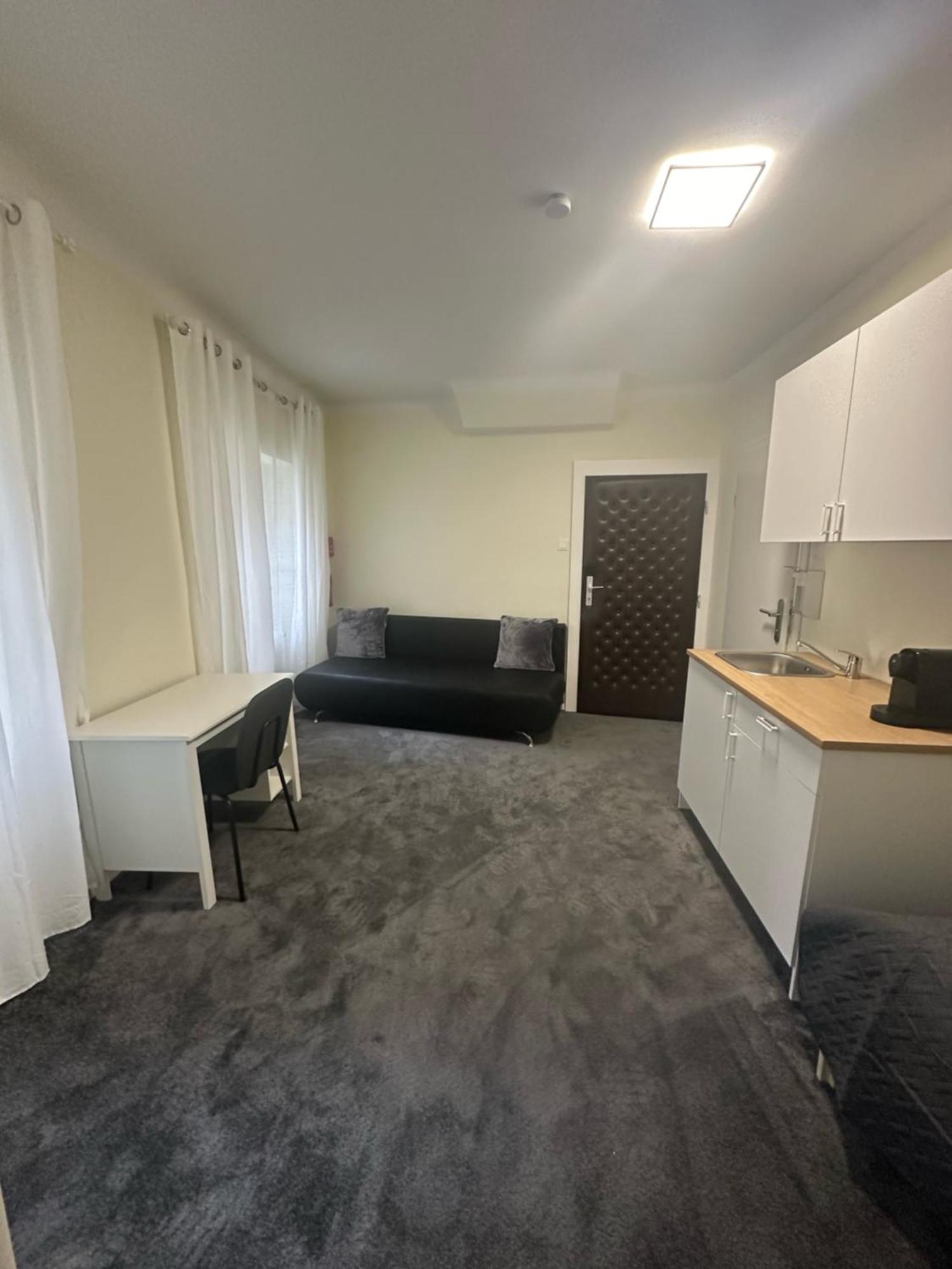 Datri Petite Suite 9 Vienna Exterior photo